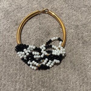 Elegant Gold and Beaded Necklace